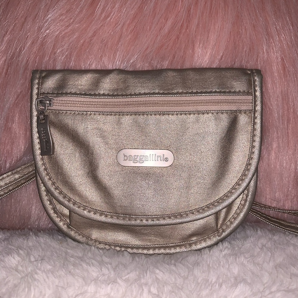 Baggallini Gold Crossbody